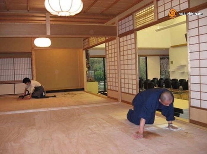 Người Nhật dọn dẹp nhà cửa đón TếtẢnh: Internet